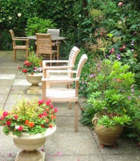 Garden at Coombe House residential care home